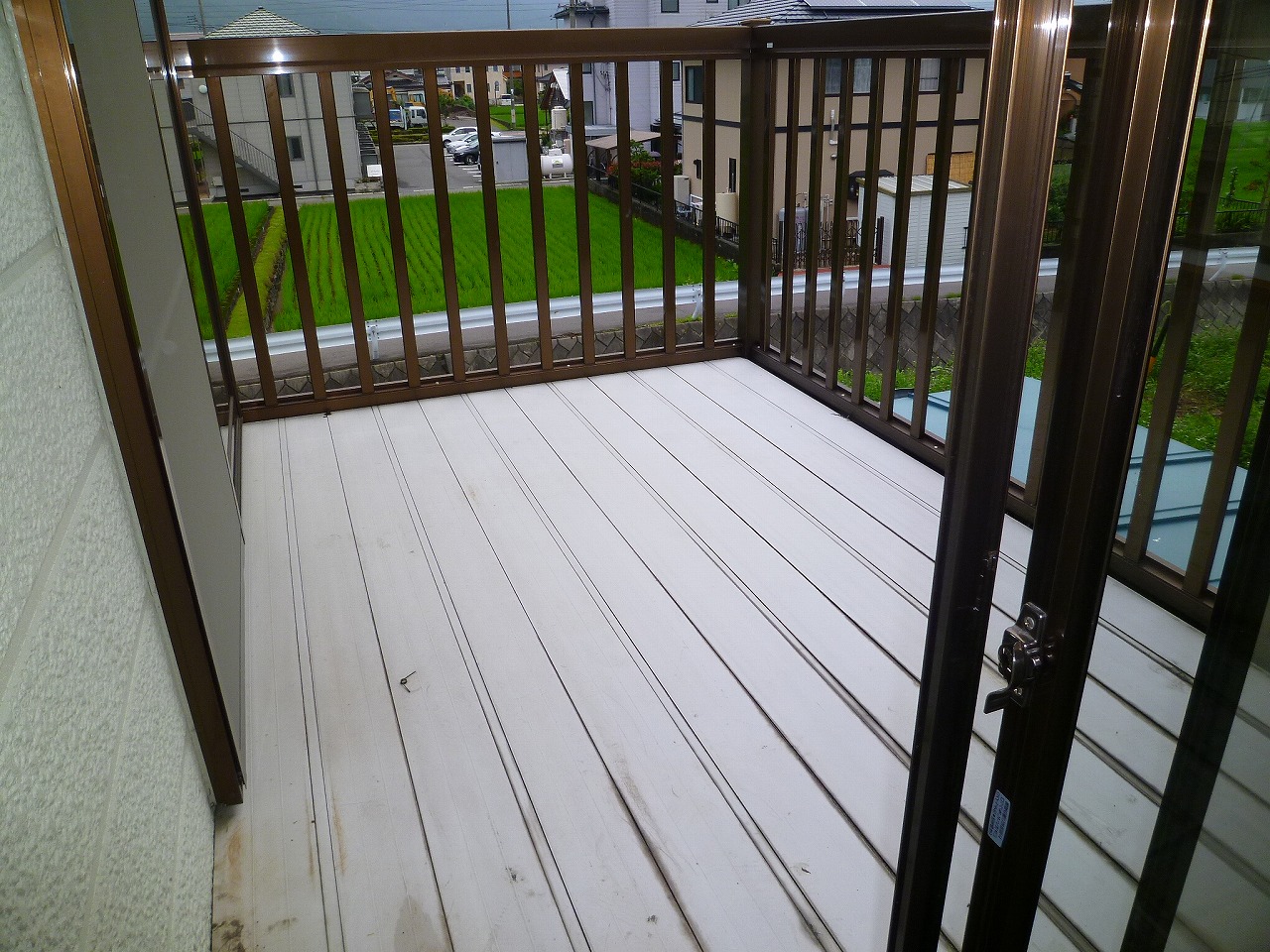 Balcony. ※ Inverted type