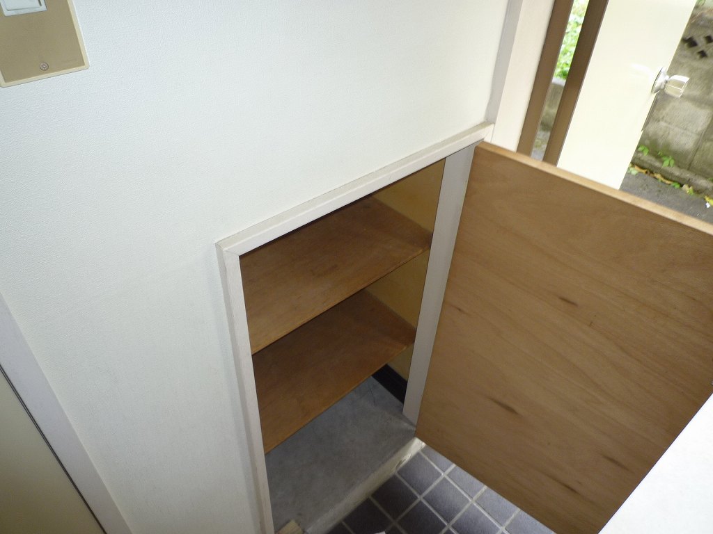 Receipt.  ※ The photograph is a 107, Room