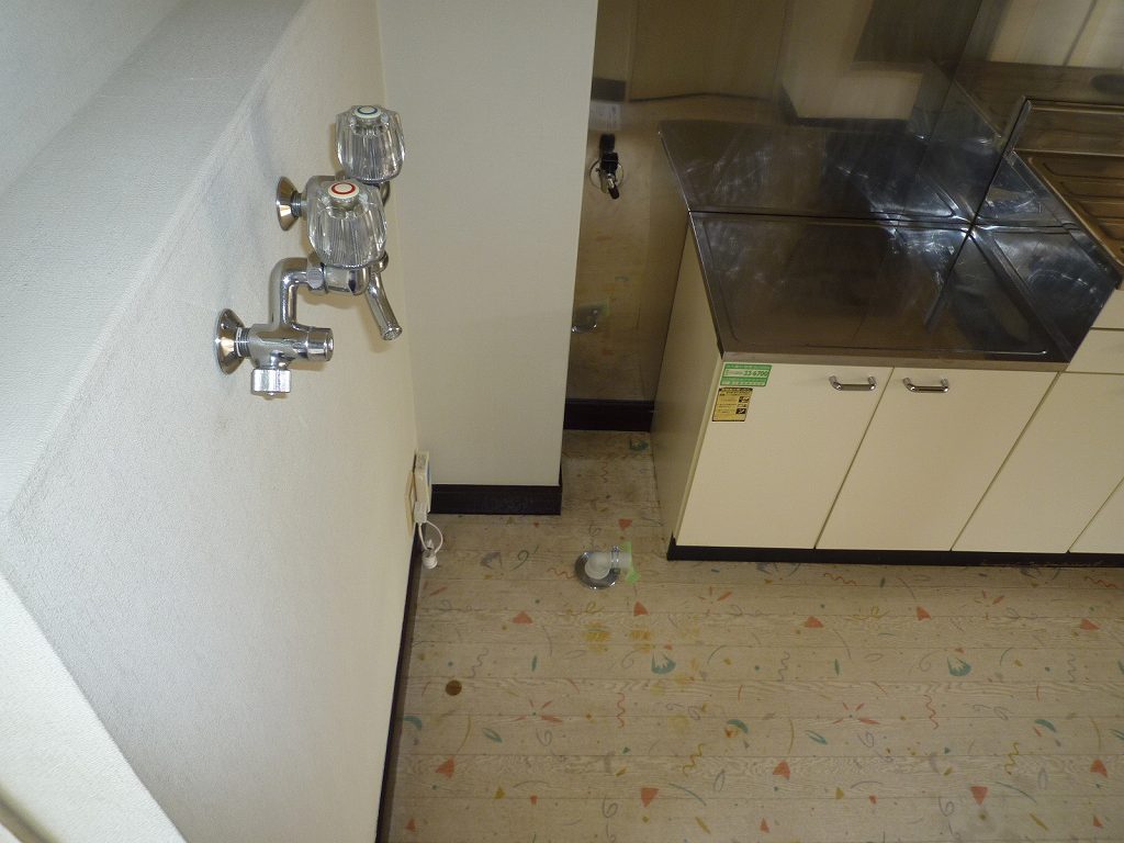 Other Equipment.  ※ The photograph is a 107, Room