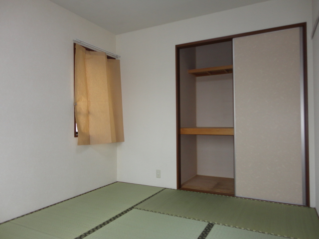 Other room space