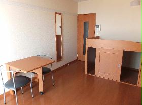 Living and room. Specification of the room ・ Kind of television is different from some