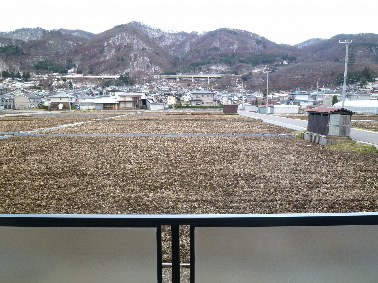 View. The same type of room (No. 104 room)