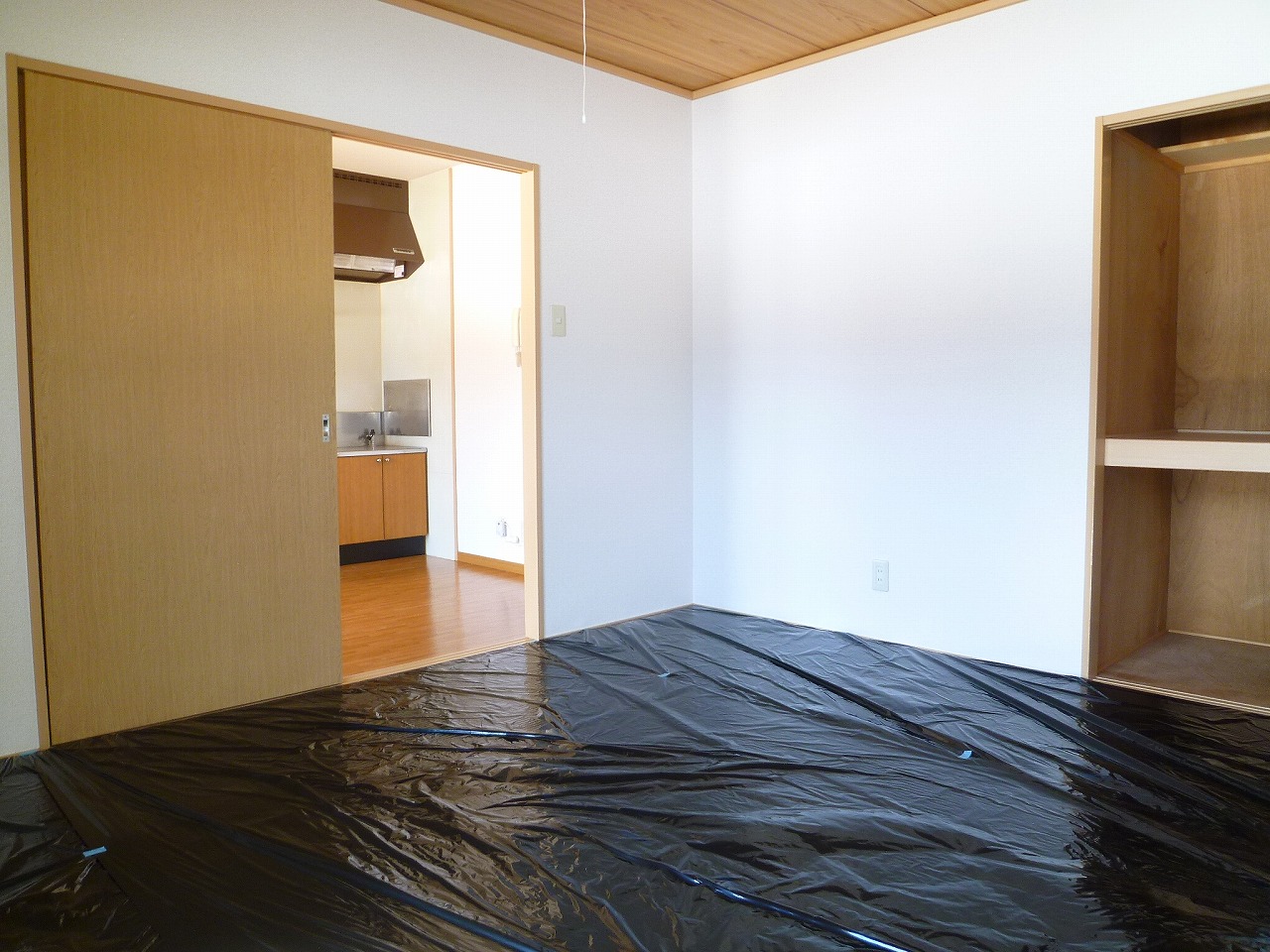 Living and room. The same type of room (No. 105 room)