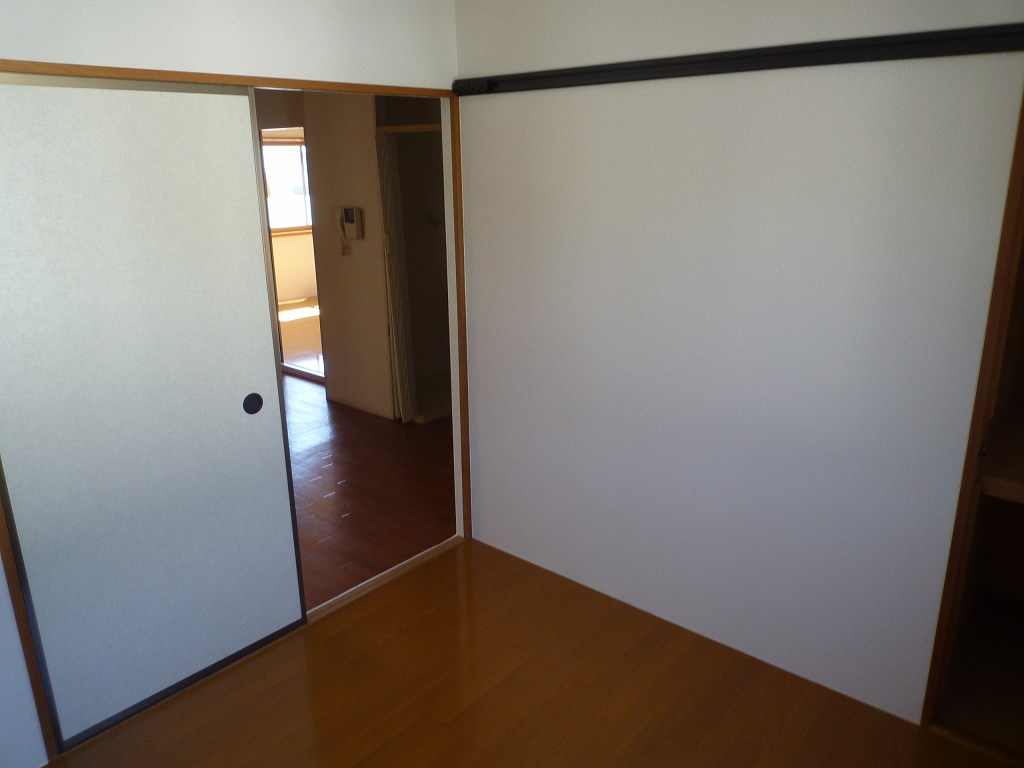 Living and room.  ※ Room 201