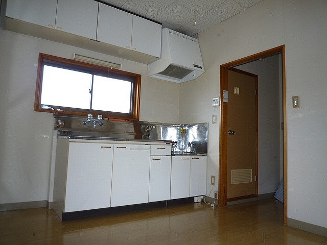 Kitchen. The same type of room (No. 203 room)