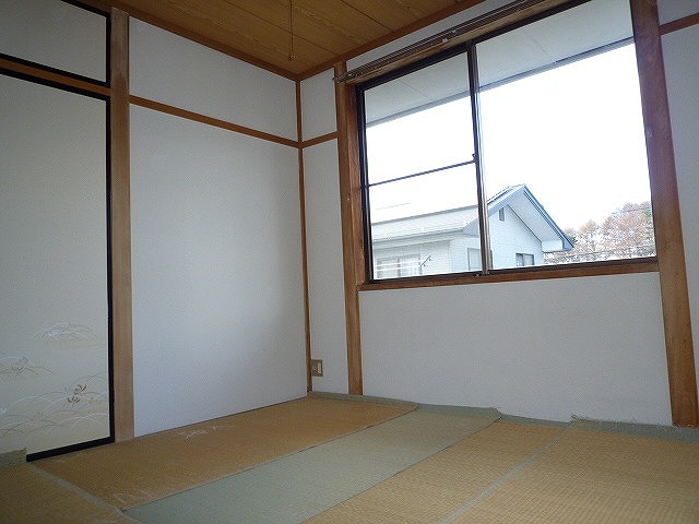 Living and room. The same type of room (No. 203 room)