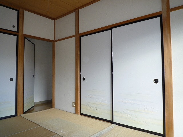 Living and room. The same type of room (No. 203 room)