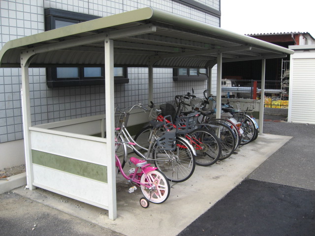 Other common areas. Bicycle-parking space