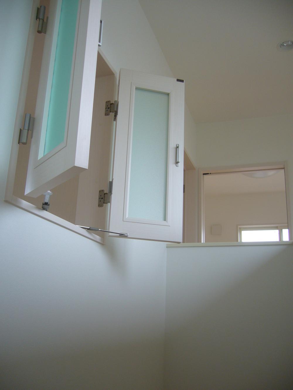 Other introspection. If you look at the top from the living room stairs, Cute small window ... ☆ From the second floor of the Western-style "rice Mada ~ ?