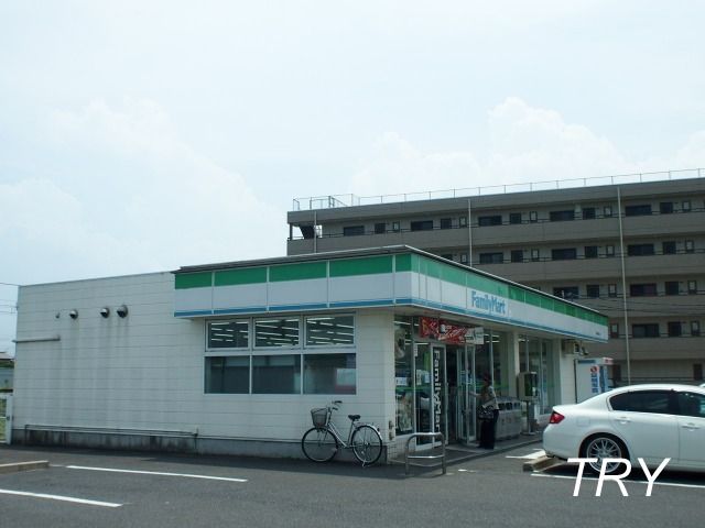 Convenience store. FamilyMart Imperial Palace Higashimatsumoto store up (convenience store) 1270m