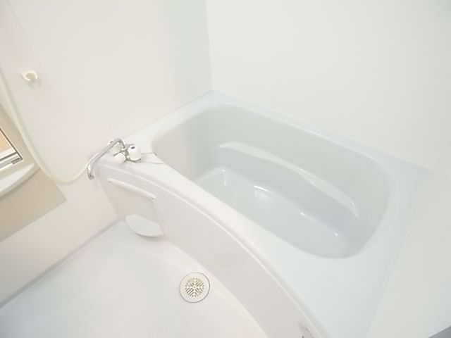 Bath. Bathroom now also sooo Pikkapika (# ^. ^ #)