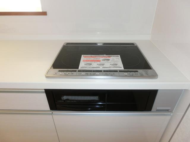 Other Equipment. IH cooking heater that does not use the fire is also safe for children