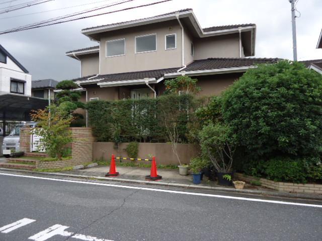 Local appearance photo. Local (11 May 2013) Shooting