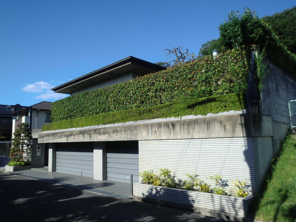 Local appearance photo. Local (10 May 2013) Shooting