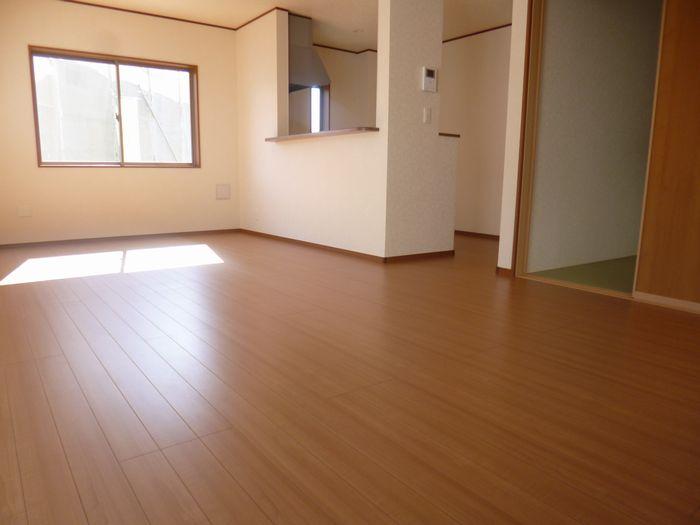 Living. Local (September 10, 2013) Shooting