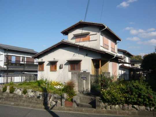 Local land photo. Shooting from the road southwest side
