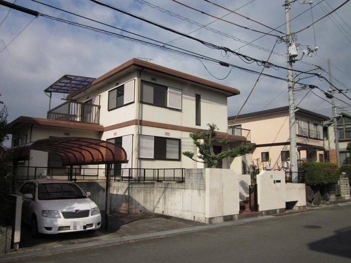 Local appearance photo. Local (12 May 2013) Shooting