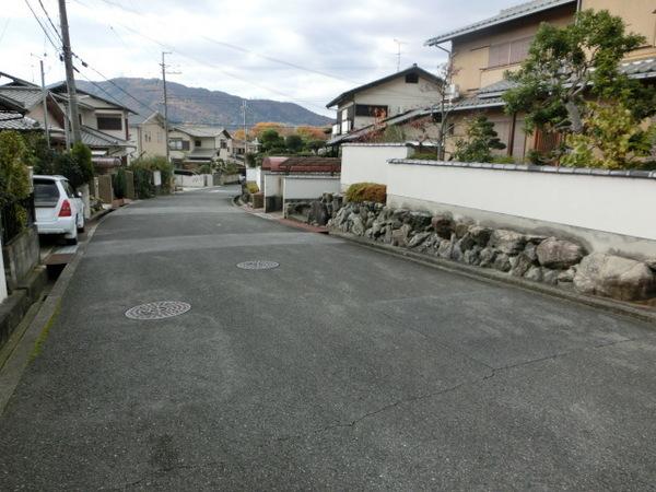 Local photos, including front road. Local (11 May 2013) Shooting Public roads of the front road width 6m! !