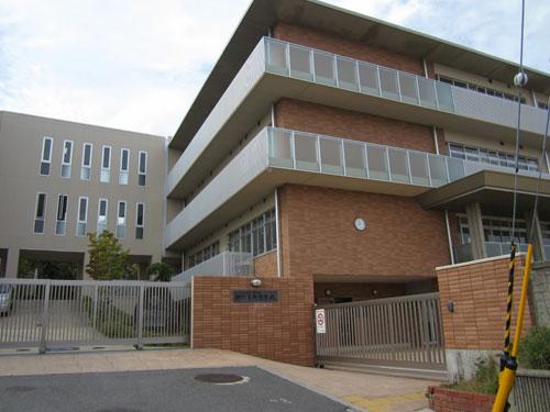 Junior high school. Ikoma junior high school