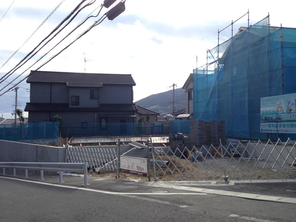 Local photos, including front road. Local (12 May 2013) Shooting