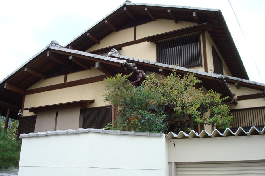 Local appearance photo. Local (10 May 2013) Shooting