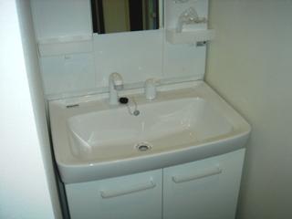 Wash basin, toilet. Indoor (10 May 2013) Shooting