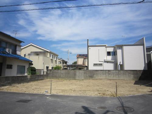 Local photos, including front road. Local (July 2013) Shooting