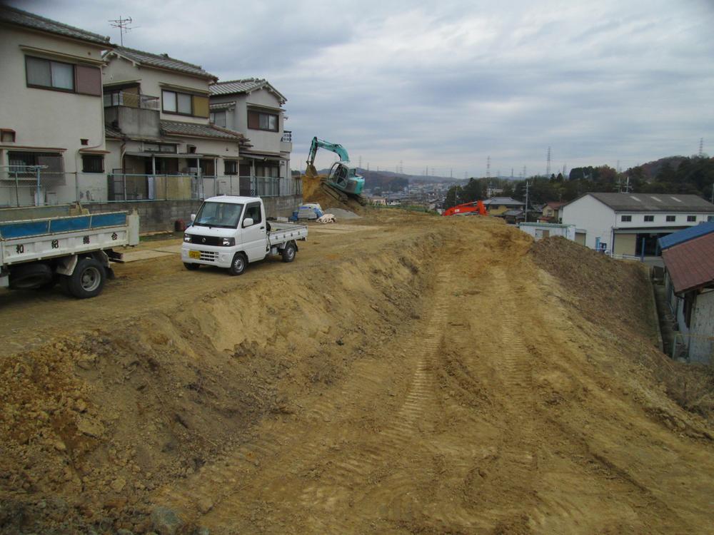 Local land photo. Please refer to the positive per and the surrounding environment at the local