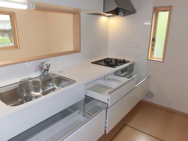 Kitchen. Indoor (July 2013) Shooting