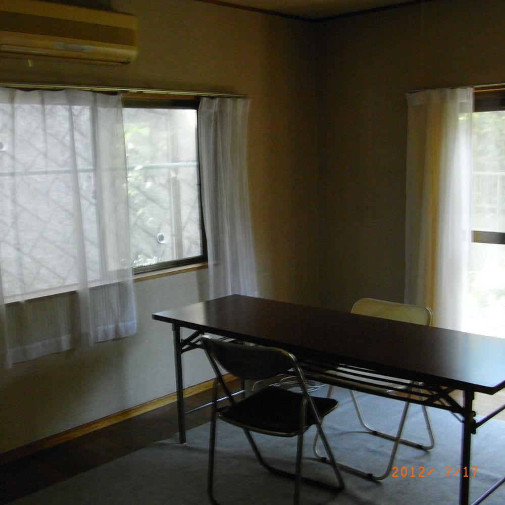 Living. Indoor (July 2012) shooting