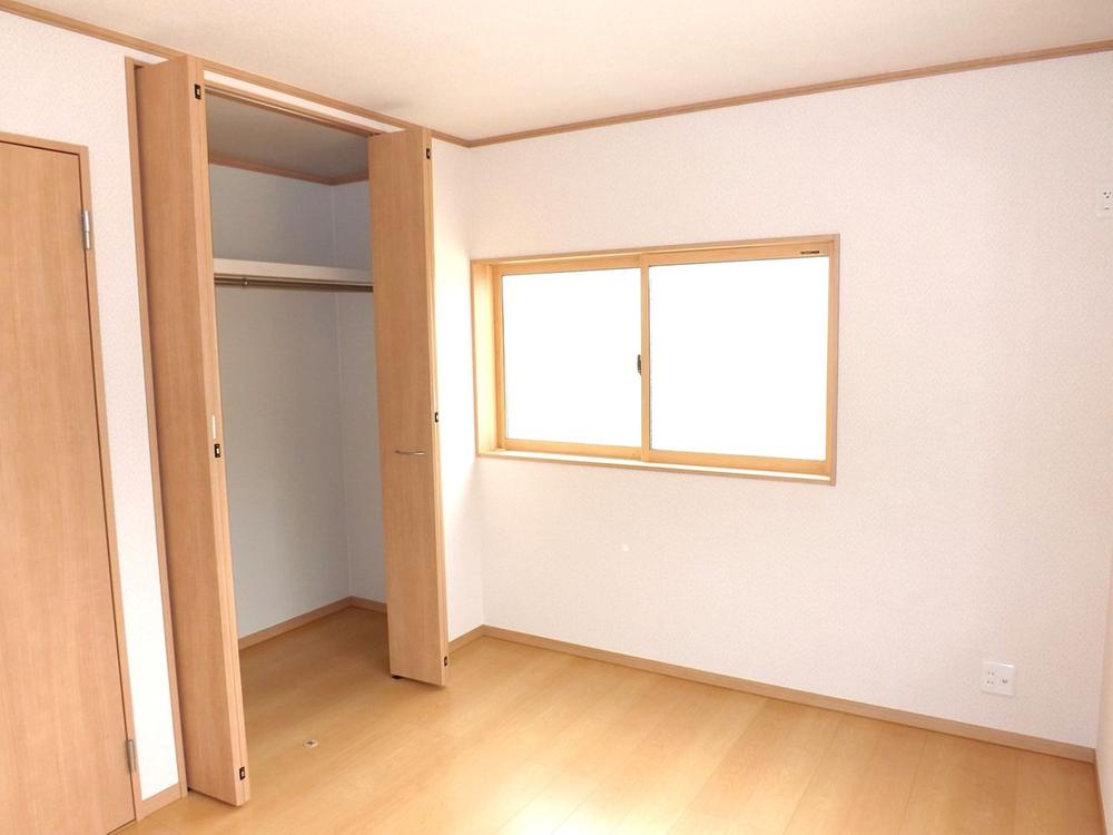 Other introspection. Local photos (Western-style)