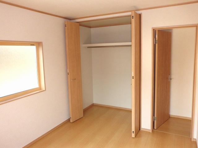 Other introspection. With a large closet Western-style