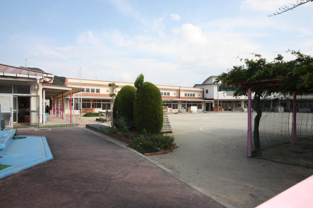 kindergarten ・ Nursery. Happy to drop off and pick up of 150m kindergarten to municipal Ichibu kindergarten