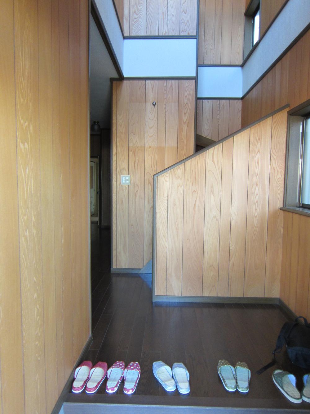 Entrance. Near the stairs to the second floor from the front door.       Local (September 2013) Shooting