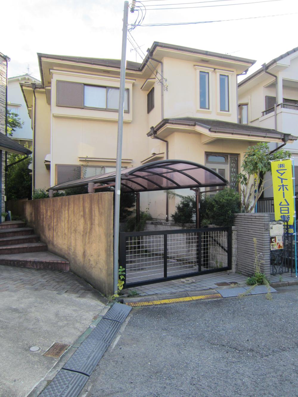 Local appearance photo. Shooting from the northeast side of the front.             Local (September 2013) Shooting