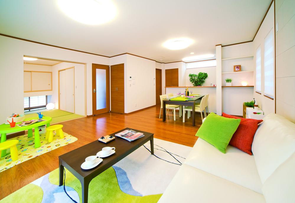 Living. Model house photo ・ Special sale start