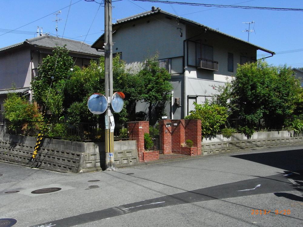 Local photos, including front road. Local (September 2013) Shooting