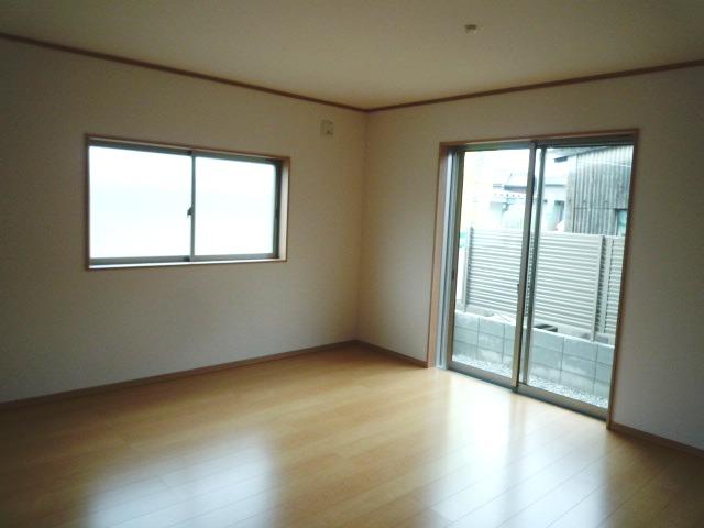 Living. 4 Building Living photo