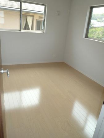 Same specifications photos (Other introspection)