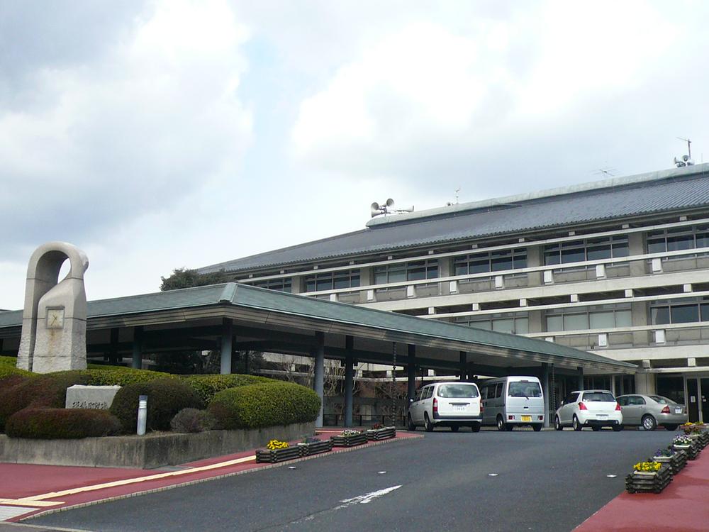 Government office. 1112m to Oji Town Hall