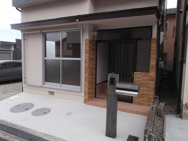 Entrance. Entrance door new