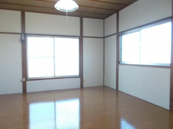 Non-living room. Western-style landscape