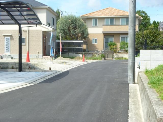 Local photos, including front road