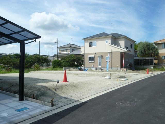 Local photos, including front road