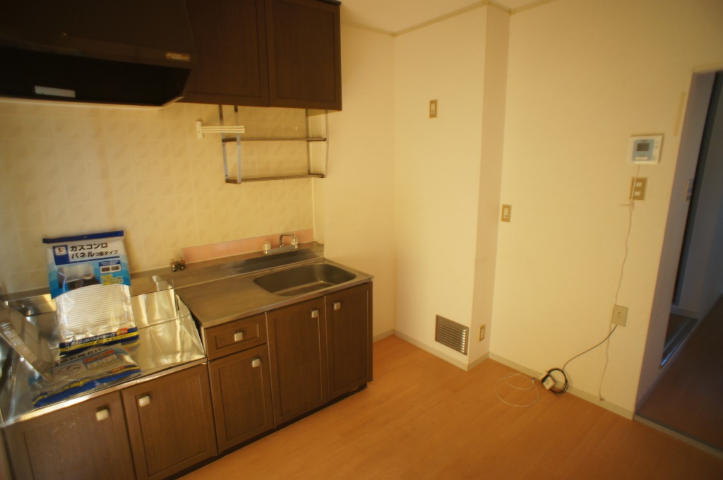 Kitchen. Clean kitchen!