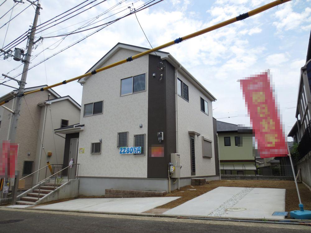 Local appearance photo. ■ Exterior wall siding specification ・ Is outside structure construction costs included (No. 3 land appearance) ■