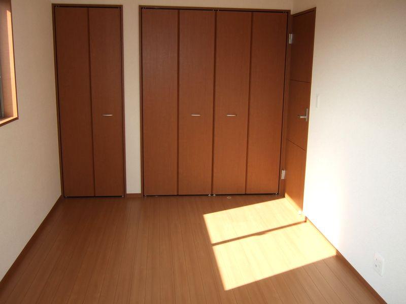 Living. The company construction cases