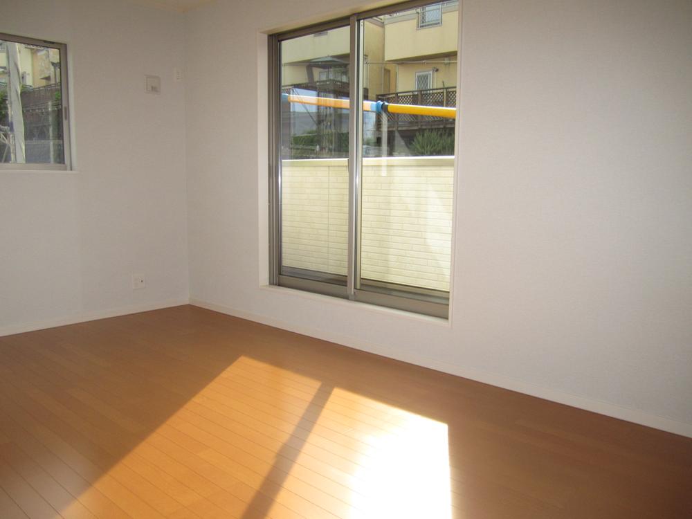 Non-living room. Indoor (July 2013) Shooting