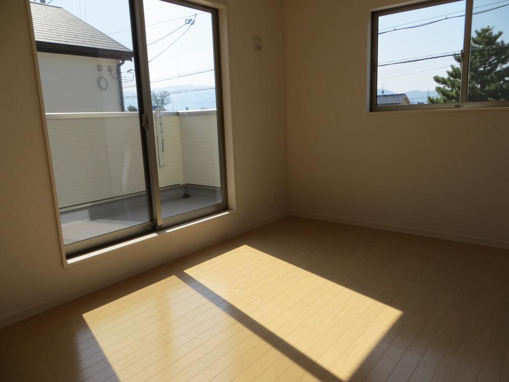 Same specifications photos (Other introspection)