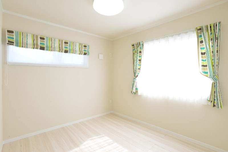 Non-living room. Western-style 3